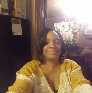 Meet your Posher, Regina